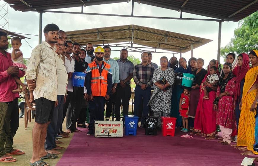 खड़गवां में स्वच्छता व्यवस्था का राज्य स्तर पर निरीक्षण, प्लास्टिक प्रबंधन और अपशिष्ट पृथक्करण पर जोर