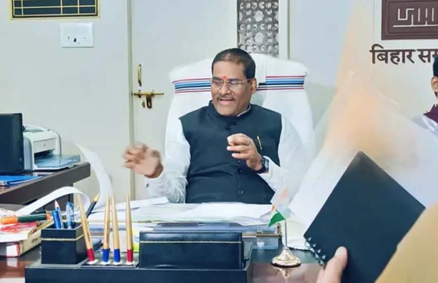 बिहार में बालू-पत्थर ढोने वाले बाहरी वाहनों में जीपीएस अनिवार्य, अवैध खनन पर सख्ती