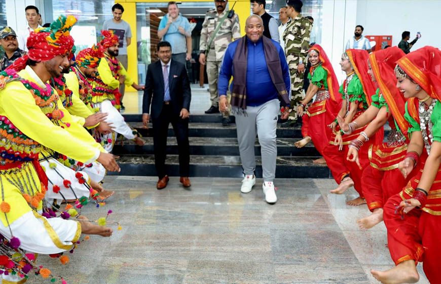 Bhopal BRICS Meeting: भोपाल में ब्रिक्स देशों के संस्कृति मंत्रियों का महामंथन, विरासत और अर्थव्यवस्था पर चर्चा, CM संग लंच