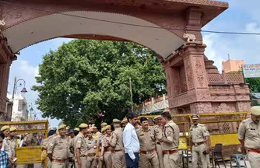 मथुरा में श्रीकृष्ण जन्मस्थान पर कारसेवा टली, कांवड़ यात्रा के चलते संतों ने लिया फैसला