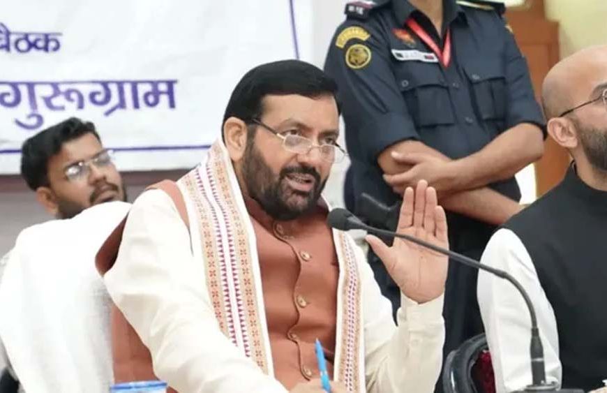 हरियाणा में सड़क निर्माण में लापरवाही पर ठेकेदारों पर गिरेगी गाज, FIR और ब्लैकलिस्ट की चेतावनी