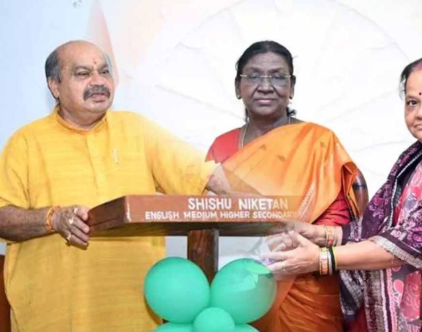 CG विधायक पुरंदर ने राष्ट्रपति मुर्मू को दिया नुआखाई पर्व का निमंत्रण