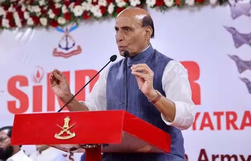 राजनाथ सिंह ने रक्तदान अभियान को बताया सैनिकों के प्रति देश की जिम्मेदारी