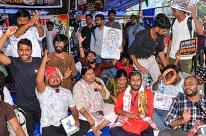 JPSC Protest: छात्रों के आंदोलन का असर! तीन सदस्यों के इस्तीफे से बढ़ी हलचल, 3 परीक्षाएं रद्द होने के आसार