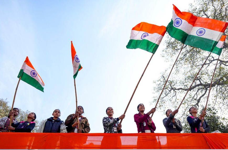 Har Ghar Tiranga 2026: तिरंगा फहराने से उतारने तक जानें पूरे नियम, ऐसे डाउनलोड करें सर्टिफिकेट