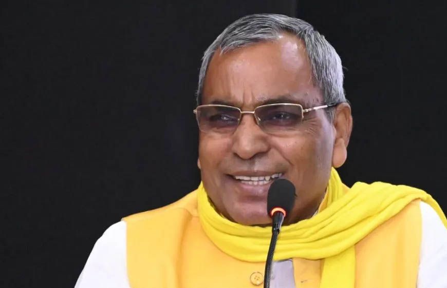 अगली पैदाइश में भी सपा सरकार नहीं बनेगी’... अखिलेश पर बरसे राजभर, बोले- ‘जमीन पर निकलकर देखो PDA की हकीकत’