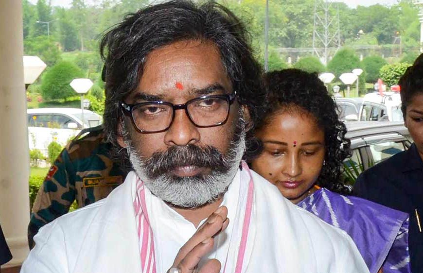 ‘UP-बिहार के लोग, लखनऊ की कंपनी...’ परीक्षा गड़बड़ी पर CM हेमंत सोरेन ने विपक्ष को घेरा