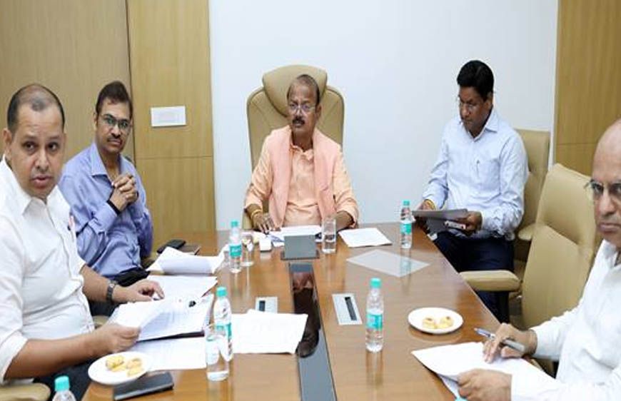 राज्य मंत्री जायसवाल ने बजट का समुचित उपयोग नहीं करने पर की नाराजगी व्यक्त