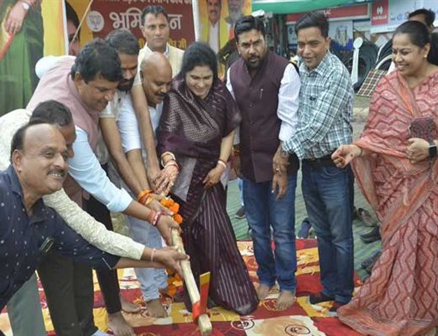 जनता की अपेक्षाओं को पूर्ण करना और क्षेत्र का सर्वांगीण विकास हमारी सर्वोच्च प्राथमिकता : राज्यमंत्री गौर