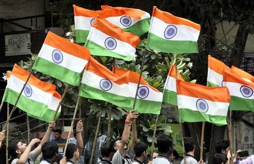 तिरंगा यात्रा से दूरी और राष्ट्रगान का अपमान, नवादा के 13 शिक्षकों पर कार्रवाई की तैयारी