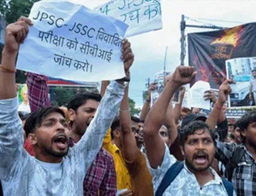 रांची में छात्र आंदोलन पर पुलिस का एक्शन, 600 प्रदर्शनकारियों पर FIR; बढ़ा तनाव