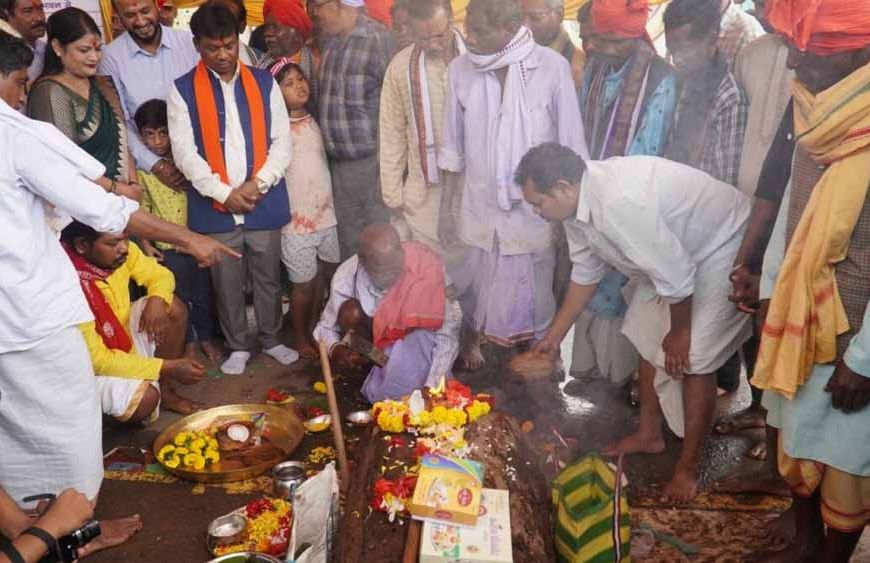 बस्तर दशहरा की पहली रस्म ‘पाट जात्रा’ संपन्न, शुरू हुआ ऐतिहासिक पर्व का आगाज