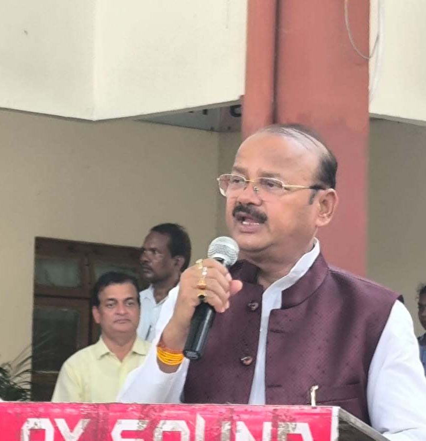 सभी वर्गों के कल्याण के लिए कार्य कर रही है सरकार- राज्य मंत्री दिलीप जायसवाल