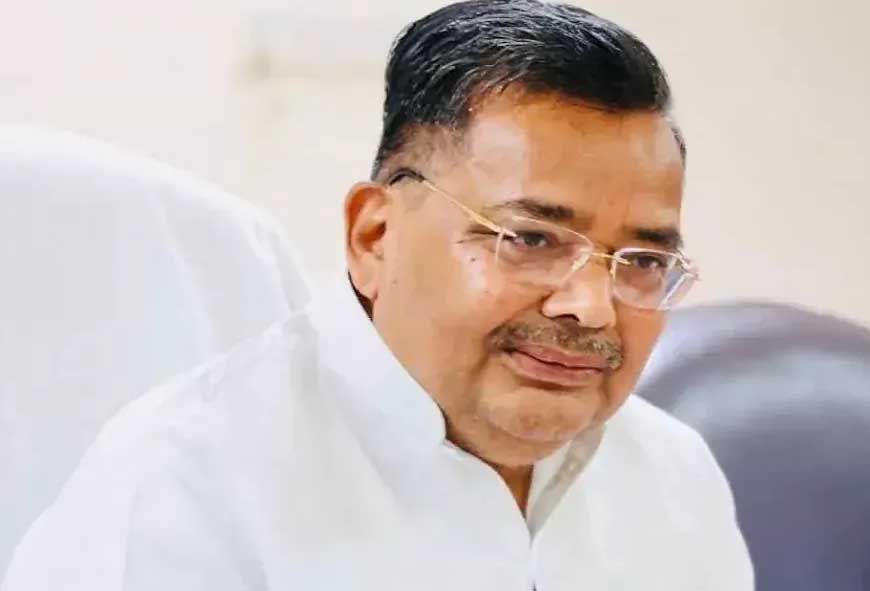 महापुरुषों और वीरांगनाओं का सम्मान करना सभी की जिम्मेदारीः मंत्री जयवीर सिंह