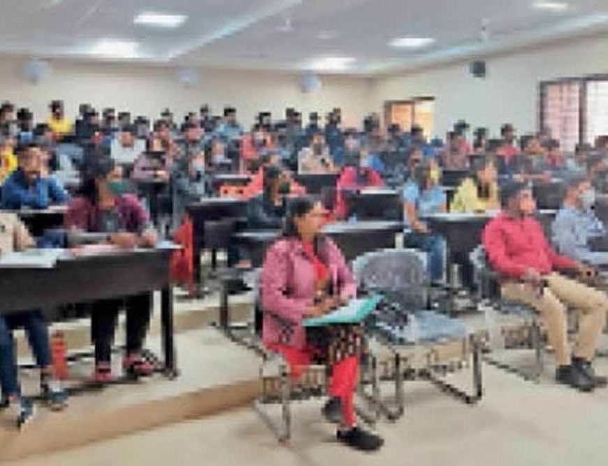 CSVTU UTD में एडमिशन की अंतिम तारीख 21 अगस्त, ऑफलाइन रिपोर्टिंग और दस्तावेज सत्यापन जरूरी