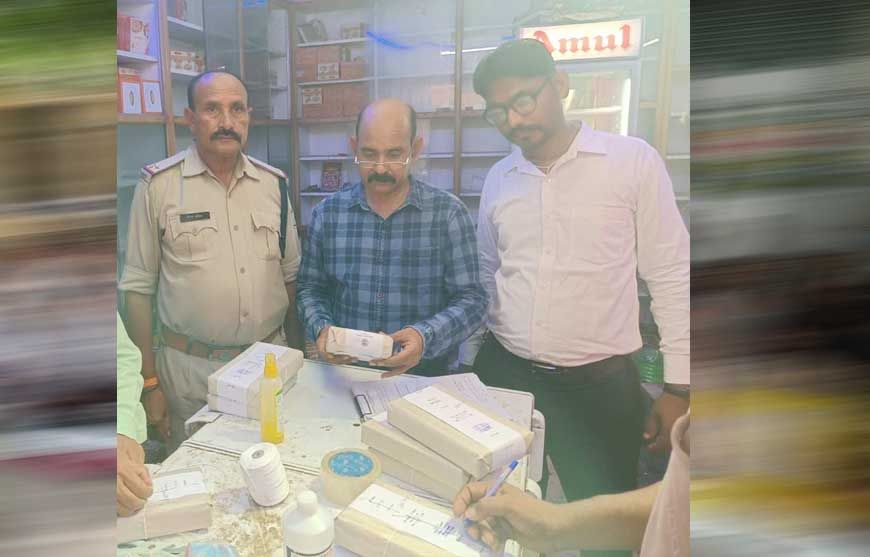 मिलावट के खिलाफ खाद्य विभाग की बड़ी कार्रवाई, पांच प्रतिष्ठानों से लिए खाद्य पदार्थों के नमूने