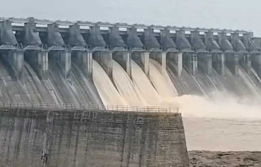 MP Weather Alert: रीवा-बालाघाट समेत 14 जिलों में भारी बारिश का अलर्ट, बरगी बांध के 9 गेट खुले; नर्मदा घाटों पर चेतावनी