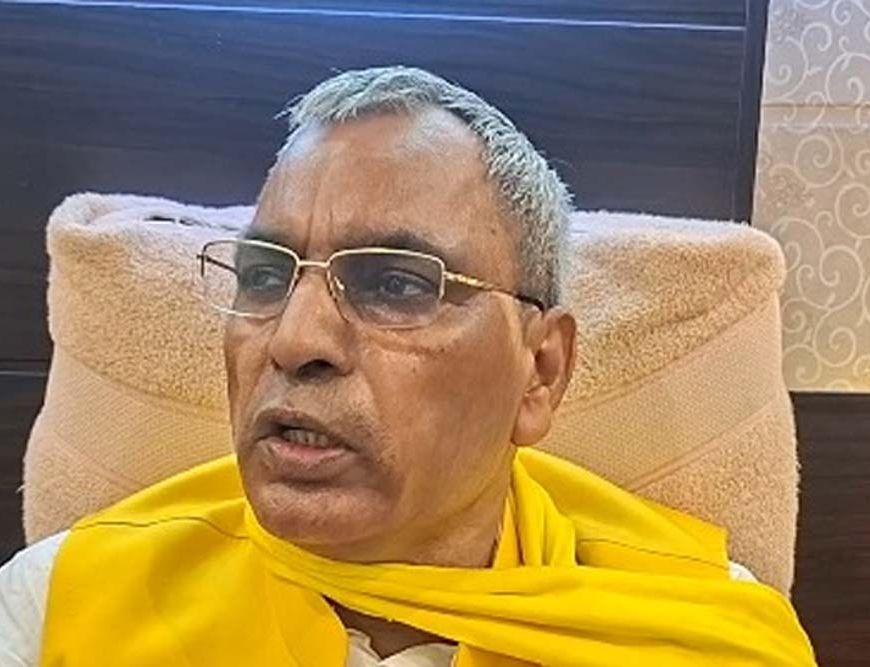 मुजफ्फरनगर जैसा दंगा शहर-शहर करवाना चाहते हैं?’ आजम खान के मुद्दे पर अखिलेश से भिड़े राजभर