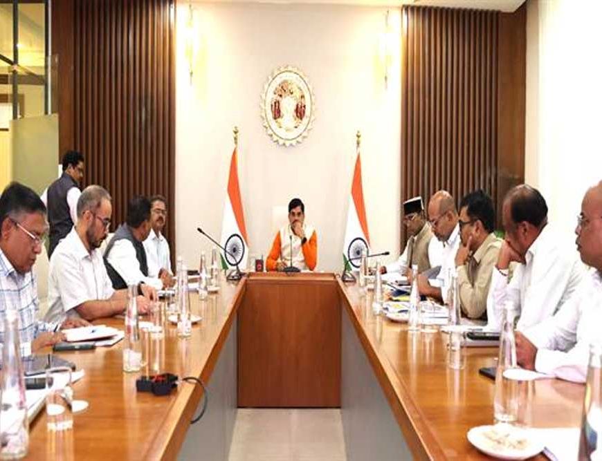 प्रदेश में बनी दो हजार नयी दुग्ध सहकारी समितियां