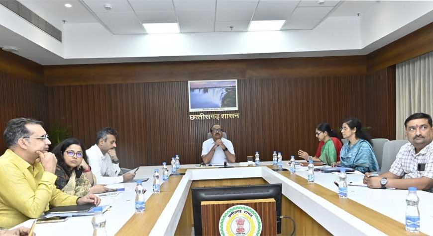मुख्य सचिव की अध्यक्षता में शहरी गैस वितरण नीति के तहत राज्य स्तरीय निगरानी समिति की बैठक सम्पन्न