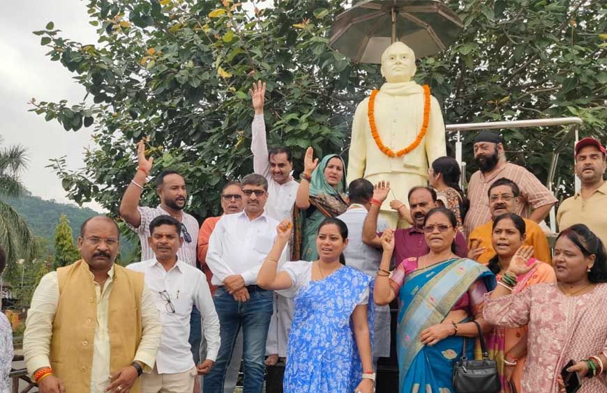 राजीव गांधी जयंती पर कांग्रेस ने दी श्रद्धांजलि, आधुनिक भारत के निर्माण में योगदान को किया याद