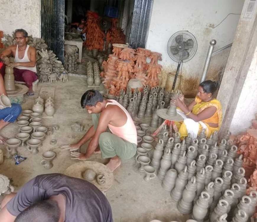 योगी सरकार की ओडीओपी योजना से बदली राजन की तकदीर, टेराकोटा ने दिलाई नई पहचान