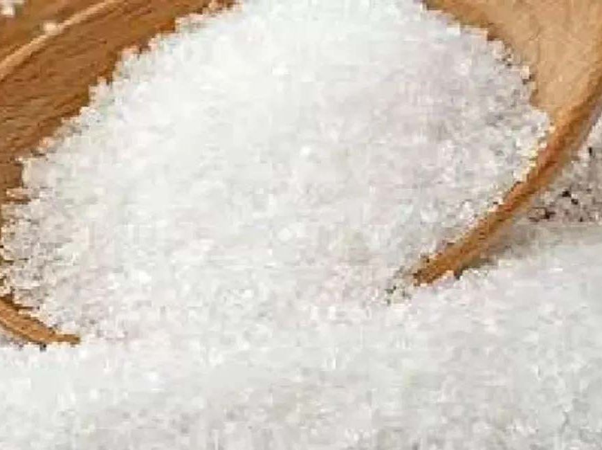 त्योहारों से पहले महंगी हुई चीनी, यूपी में 48 से बढ़कर 70 रुपये किलो तक पहुंचा भाव