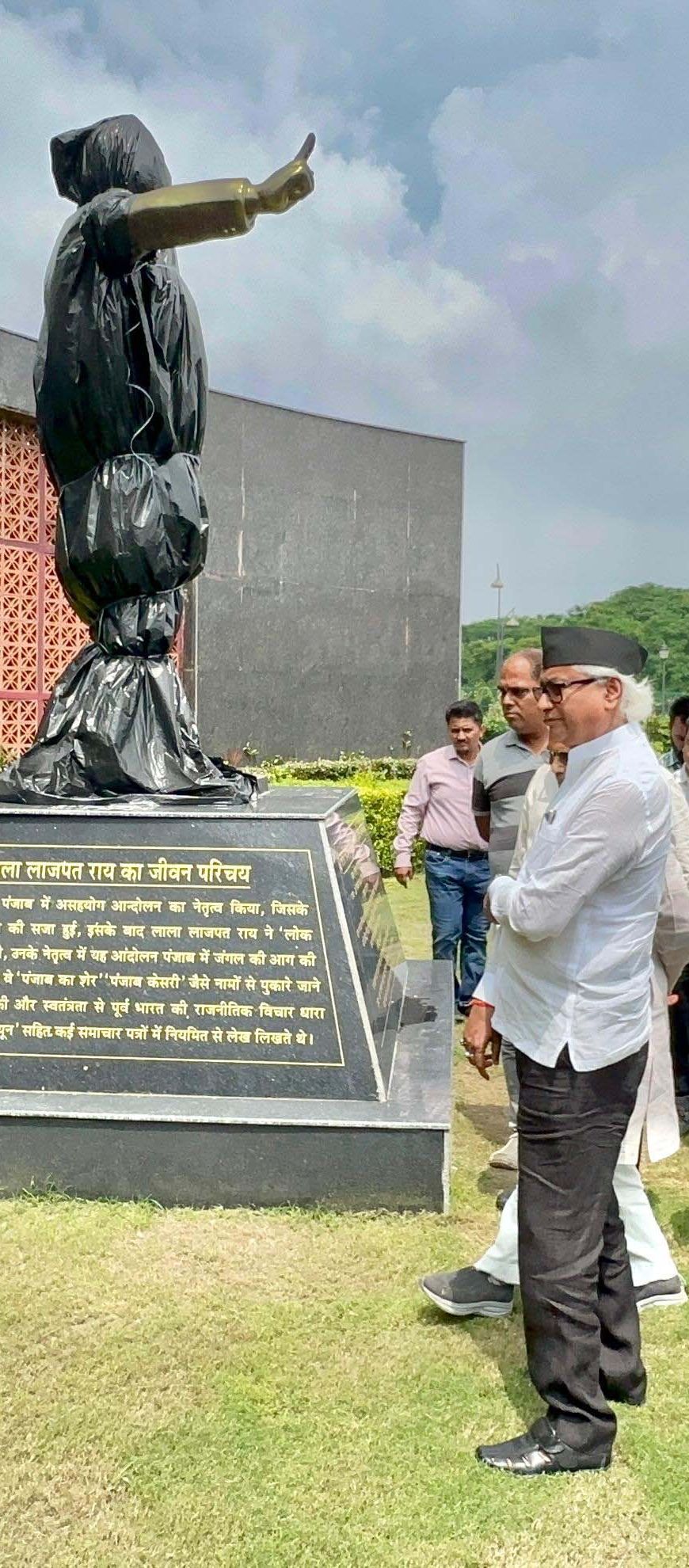 29 अगस्त को होगा लखनऊ सांस्कृतिक एवं कला संग्रहालय का लोकार्पण, विधायक नीरज बोरा ने लिया तैयारियों का जायजा