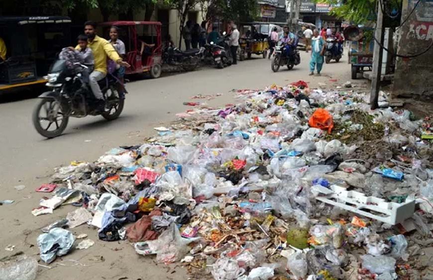 हरियाणा में 15 दिन से सफाई कर्मचारियों की हड़ताल, शहरों में कचरे के ढेर; हाईकोर्ट पहुंचा मामला