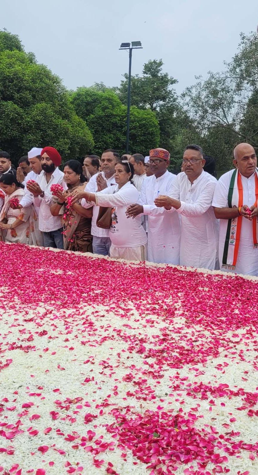 राष्ट्रीय अधिवेशन में एमसीबी का गौरव बढ़ाया, शरण सिंह ने राजीव गांधी को दी श्रद्धांजलि