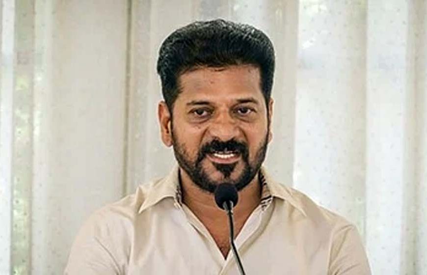 रेवंत रेड्डी को बड़ा झटका, केंद्र ने अमेरिका दौरे की राजनीतिक मंजूरी देने से किया इनकार