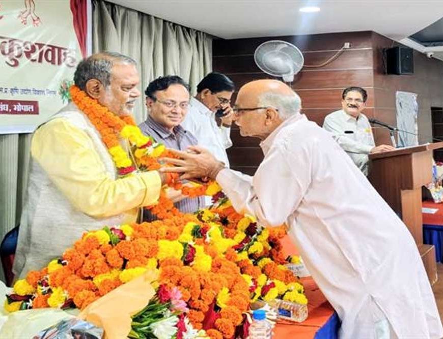 मंत्री  कुशवाह ने एमपी एग्रो के पदोन्नत कर्मियों को दी हार्दिक बधाई