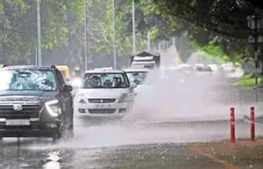 Chandigarh में बदला मौसम का मिजाज, बारिश ने उमस से दिलाई राहत