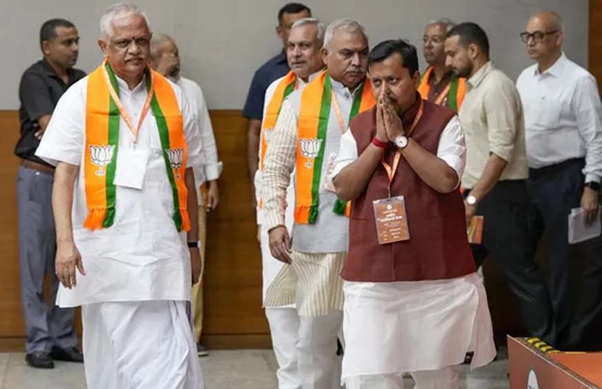 BJP की पहली राष्ट्रीय बैठक में ‘वंदे मातरम्’ पर बड़ा फैसला, कांग्रेस के खिलाफ देशव्यापी अभियान की तैयारी