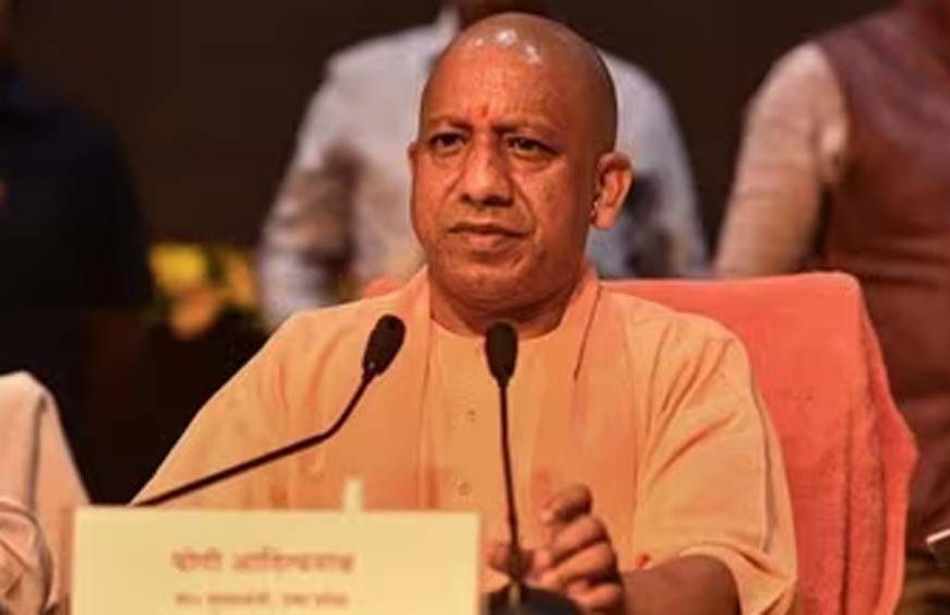 बाढ़ पर सीएम योगी सख्त, 19 जिलों में 24 घंटे अलर्ट के निर्देश