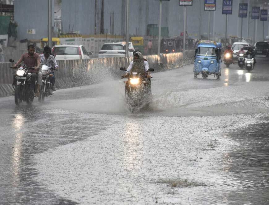 बंगाल की खाड़ी में हलचल से बदला मौसम! ओडिशा, छत्तीसगढ़, MP समेत 25 राज्यों में 3 दिन भारी बारिश का अलर्ट