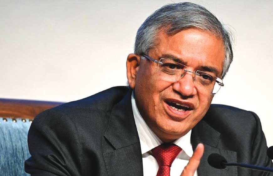 यूपी में समय से पहले चुनाव की अटकलें तेज? CEC ज्ञानेश कुमार दो दिवसीय दौरे पर लखनऊ पहुंचे