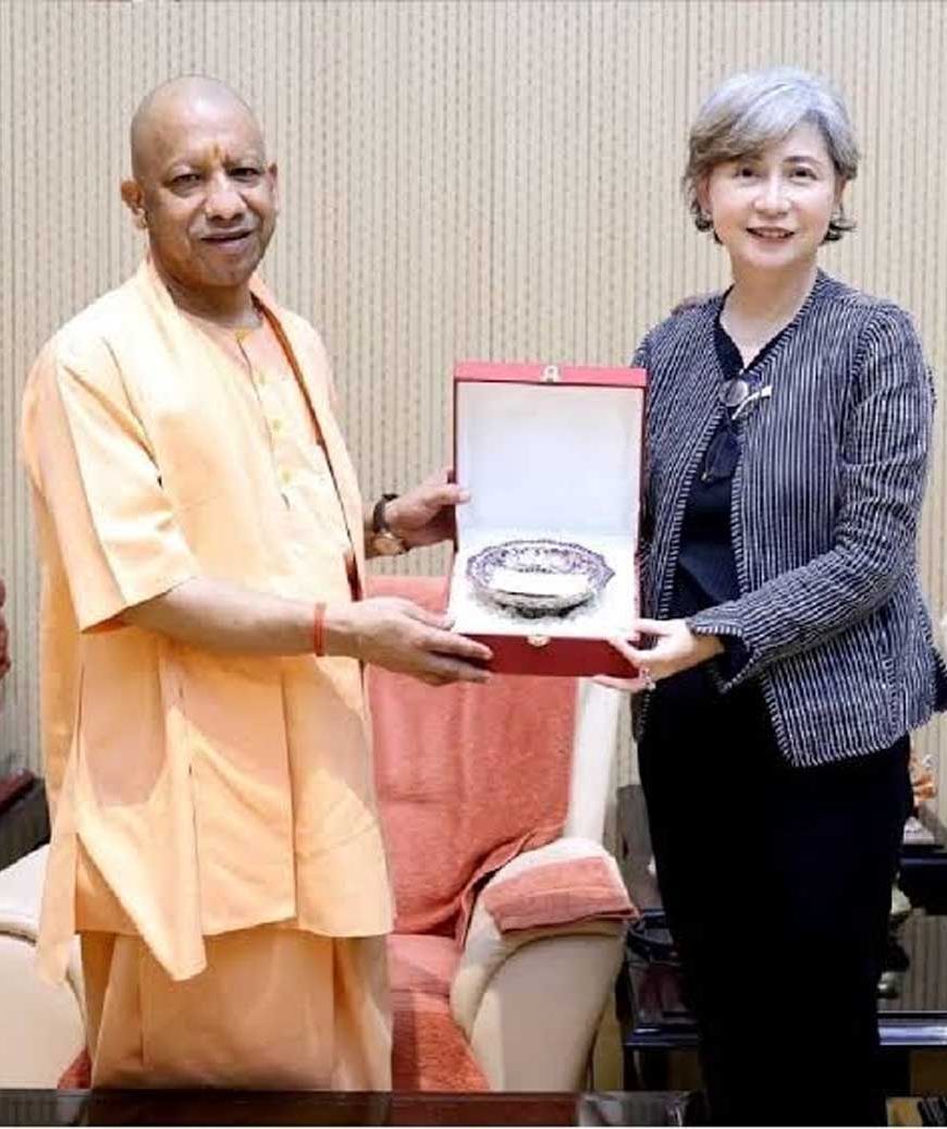"भाषिणी" ने यूपी-जापान निवेश सम्मेलन में तोड़ी भाषा की दीवार, योगी सरकार के ग्लोबल इन्वेस्टमेंट विजन को मिला एआई का साथ