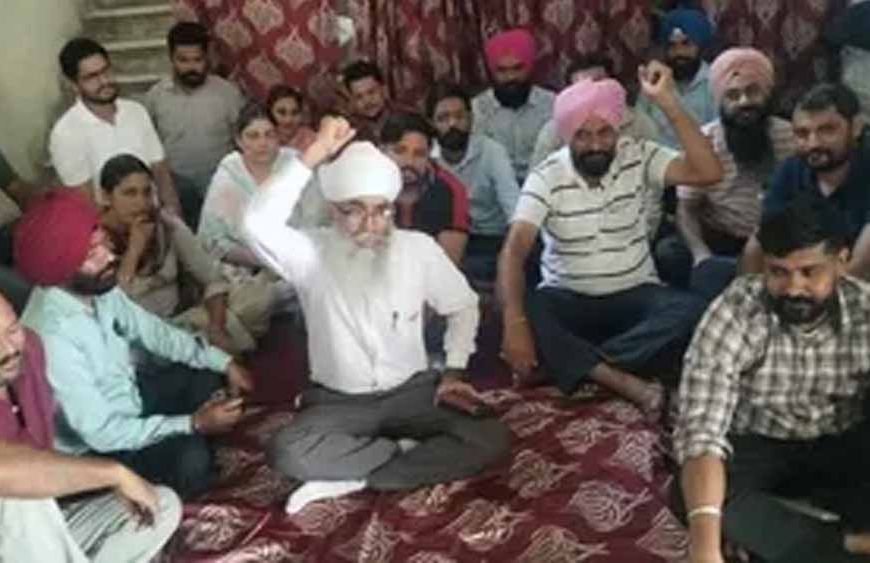 पंजाब के 5 लाख कर्मचारियों की हड़ताल से पहले सरकार एक्शन में, बुलाई अहम बैठक