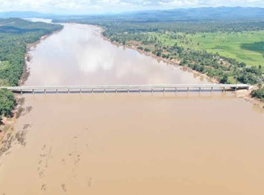 Bastar में डेंजर लेवल के पार इंद्रावती नदी, लगातार बारिश से नदी-नाले उफान पर