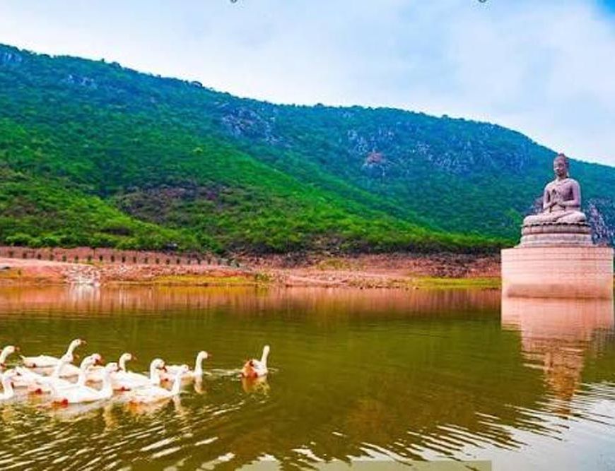राजगीर बना बिहार का बड़ा इको-टूरिज्म हब, 2025 में 24 लाख से ज्यादा पर्यटक पहुंचे
