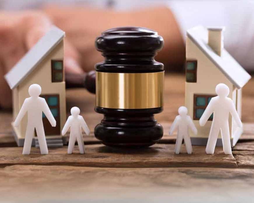 कमाई कम बताकर मेंटेनेंस से नहीं बच सकते, पत्नी को हर महीने देने होंगे 2 लाख रुपये
