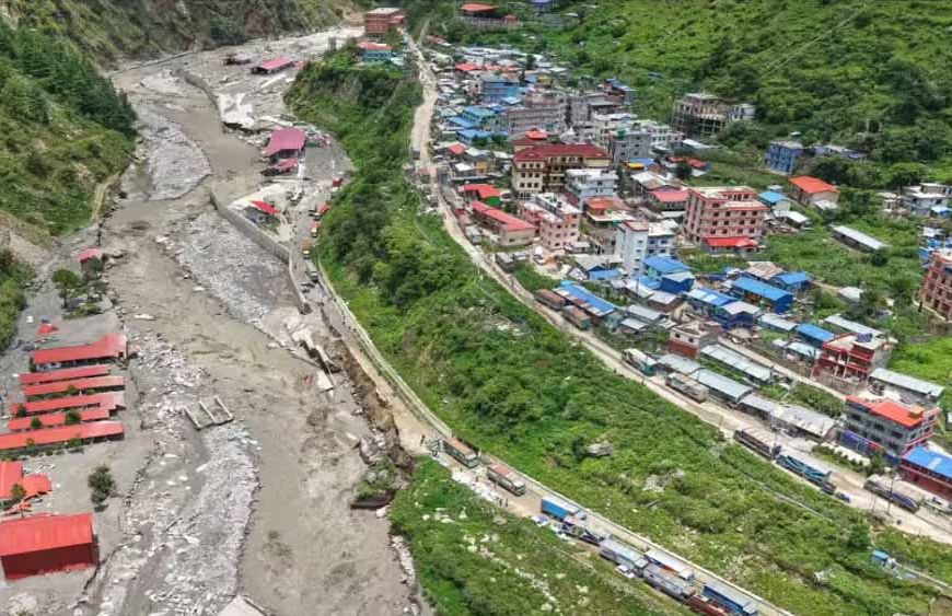 नेपाल की बाढ़ का बिहार में कहर, मुजफ्फरपुर में 19 पुल क्षतिग्रस्त, 40 किमी सड़क बही