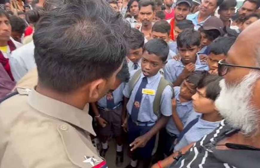 CG के शिक्षा मंत्री का बड़ा आरोप, स्कूली बच्चों को उकसाकर प्रदर्शन करा रही कांग्रेस