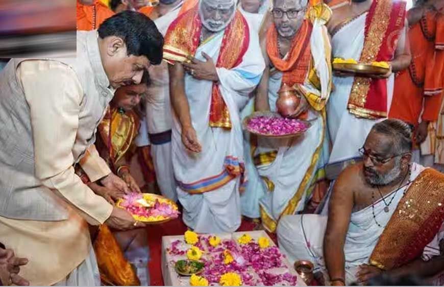 ओंकारेश्वर पहुंचे CM मोहन यादव, सपत्नीक किए ज्योतिर्लिंग दर्शन; 2200 करोड़ के पंचायतन मंदिर का शिलान्यास