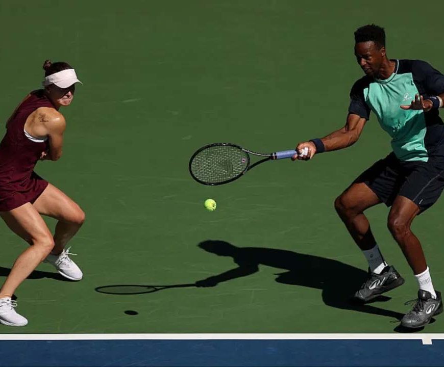US Open में पति-पत्नी की जोड़ी का कमाल, स्वितोलिना-मोंफिल्स सेमीफाइनल में पहुंची