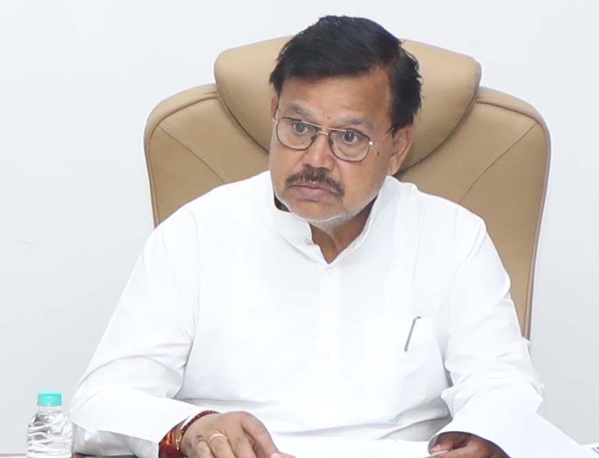 पूर्व क्षेत्र विद्युत वितरण कंपनी ने 160 अनुकंपा संविदा कर्मियों का किया नियमितीकरण : ऊर्जा मंत्री तोमर