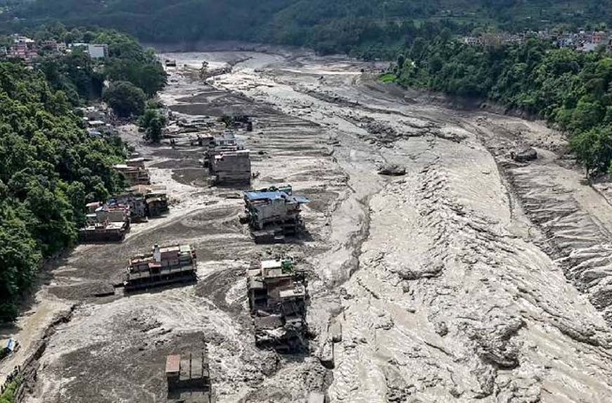 नेपाल में बाढ़ एवं भूस्खलन में रायपुर की मोनिका यादव लापता