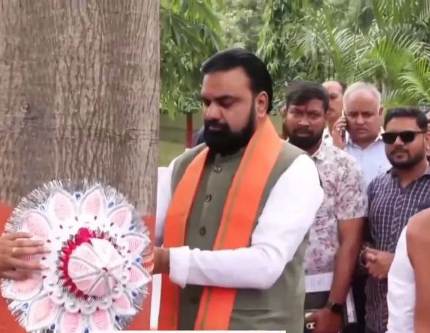 रक्षाबंधन पर CM सम्राट चौधरी ने पेड़ को बांधी राखी, पर्यावरण संरक्षण का दिया संदेश