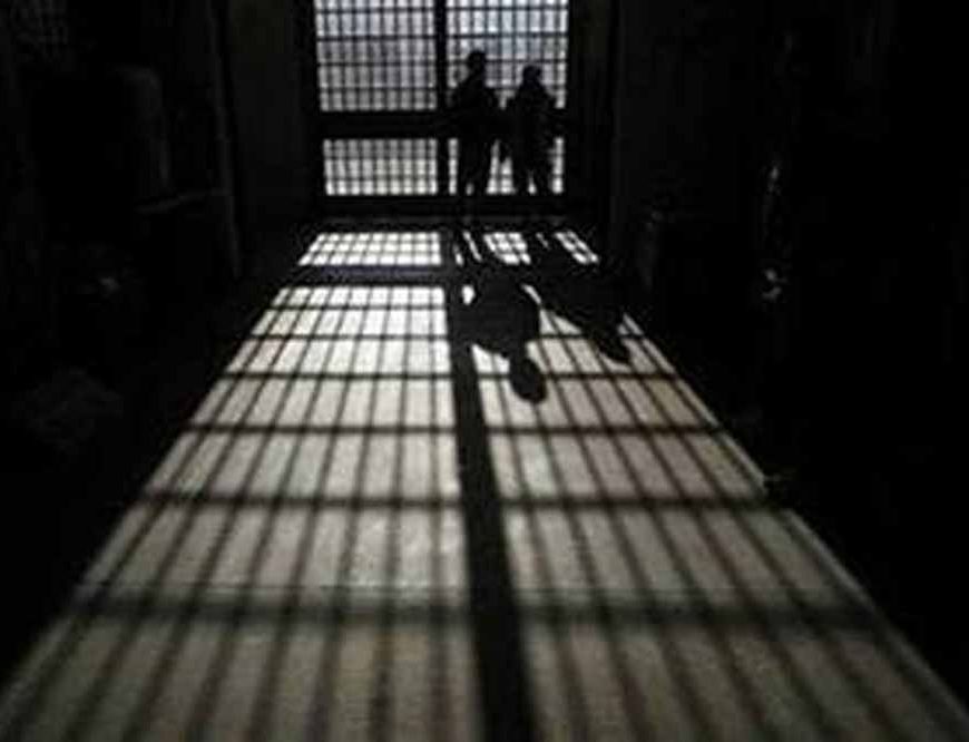 चंडीगढ़ में नशा तस्कर ने पुलिस को दिया चकमा, आंखों में लाल मिर्च डालकर फरार